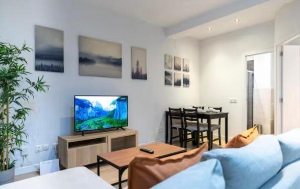 Apartament Artbel En Ifema- Pinar Del Rey Madrid